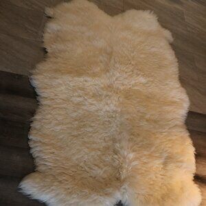 Extra Large 100% Sheepskin Wool Carpet IKEA SKOLD